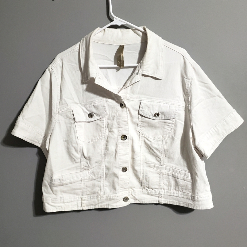 Penningtons Joie half sleeve white denim jacket